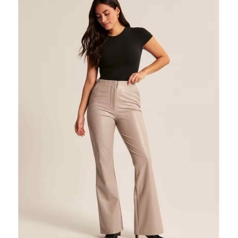NEW Abercrombie and Fitch Chic Beige Faux Leather Pants: Size Short 28 or 6